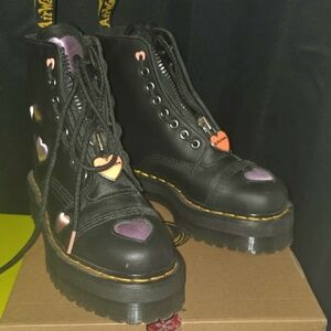 NWOT Dr. Martens Black and Purple Heart Accent Boots